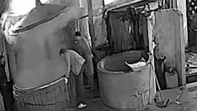 老酒廠引電加熱釀酒設(shè)備“舊貌換新顏”，5年時間開10家酒坊