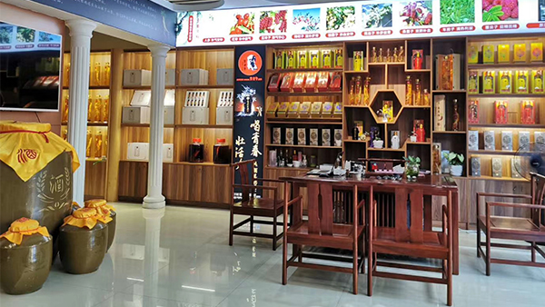 我想開一個燒酒設(shè)備酒坊，資金有限怎么辦？