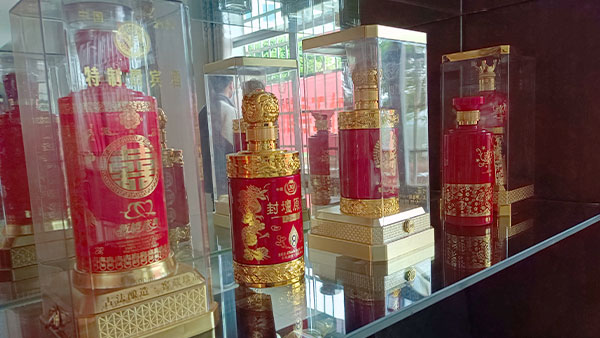 年終銷量飆升，把握純糧定制酒市場(chǎng)是關(guān)鍵