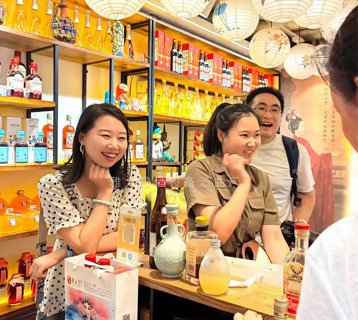 果酒門店生意火爆