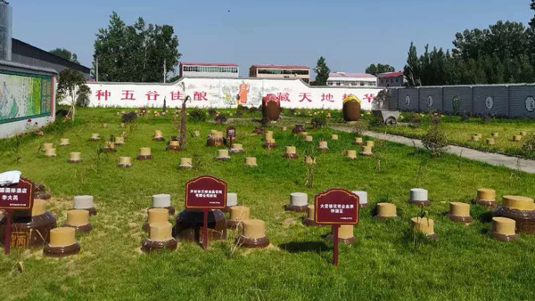 建”拙匠園”種酒基地，依托全自動(dòng)釀酒設(shè)備打造特色窖藏酒坊！