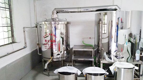 當(dāng)教練不好嗎？為什么轉(zhuǎn)行用純糧釀酒設(shè)備開酒坊？