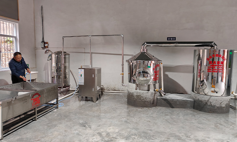 雅大果酒釀酒設(shè)備