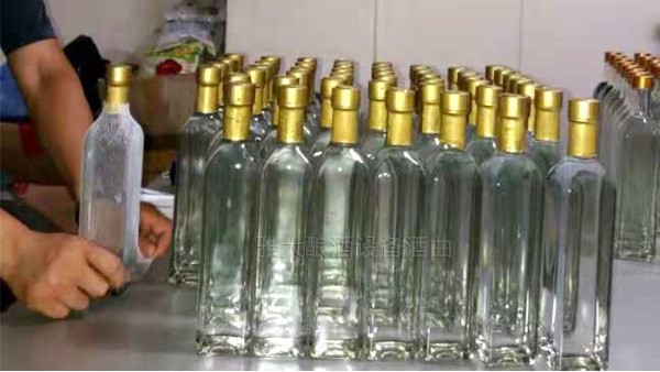 雅大小型酒廠設(shè)備定居韓國，釀出來的酒火爆韓國華人圈！